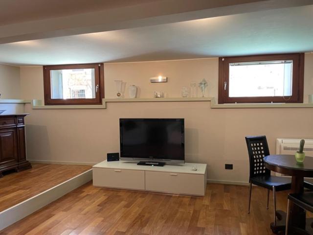 San Marco With Canal View Apartment *