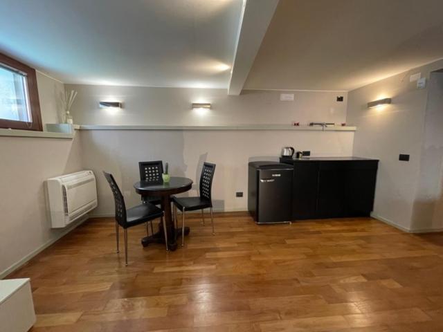 San Marco With Canal View Apartment Venice